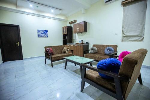 business-suite-lux-5